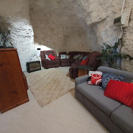 Fossickers Den Dugout Accommodation White Cliffs Eksteriør bilde